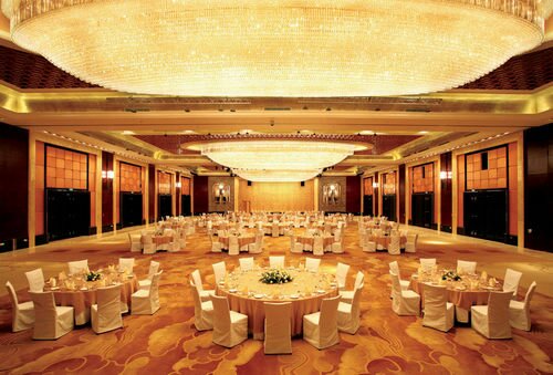 烟台宴会厅酒店餐桌椅图片