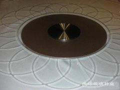 餐桌玻璃转盘雕刻花纹效果